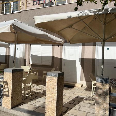 Villa Roel 2 Apartments Nr 88 Wlora Zewnętrze zdjęcie